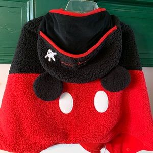 Child’s Disney Hooded Blanket Wrap